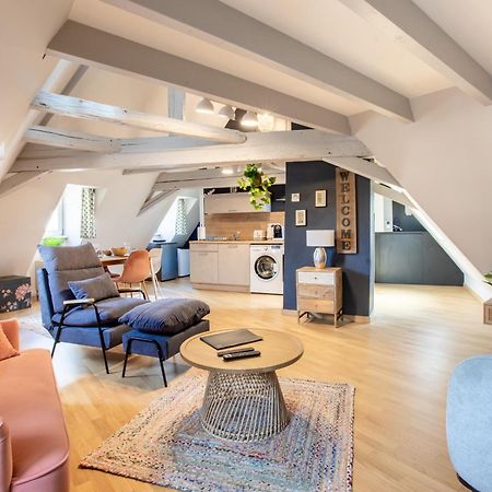 Appartamento Duplex Atypique Au Coeur De Mulhouse Esterno foto